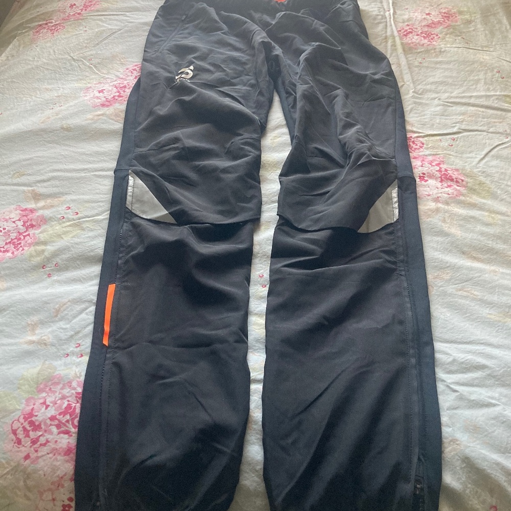 Bjorn Daehlie Mens size large